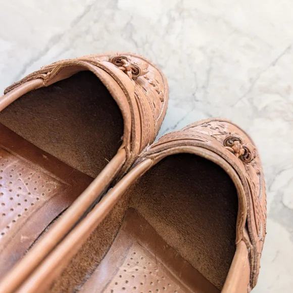 Giorgio Brutini Brown Tassel Loafers, 9 - Picture 3 of 5